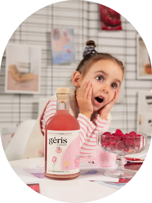 GĖRIS - fermentuotas aviečių gėrimas*