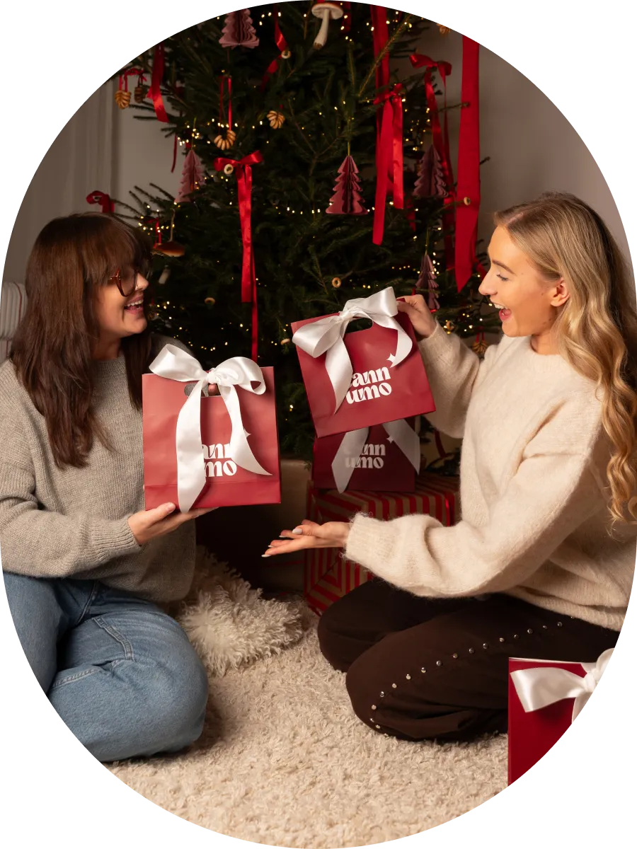 Gėrio rinkinys: gėrimas, taurelė ir dovanų maišelis